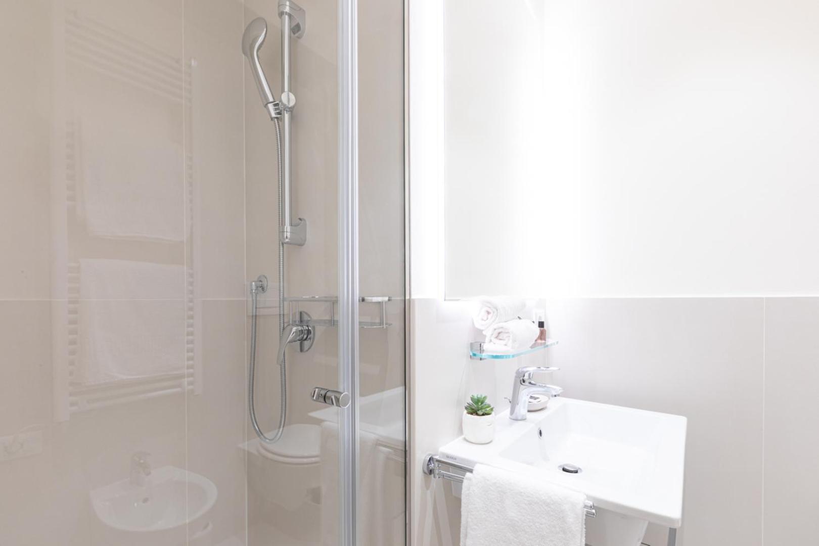 Centrale Suite With Balcony - Top Collection 米兰 外观 照片